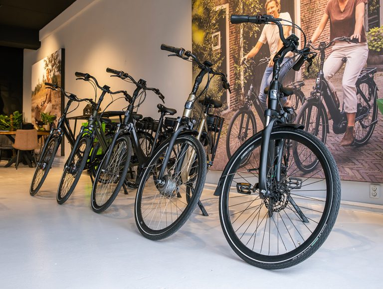 Ook nieuw, 600m2 outlet en occasion E-bikes.